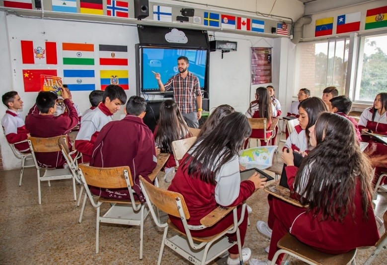 Relación de docentes de colegios privados en Bogotá