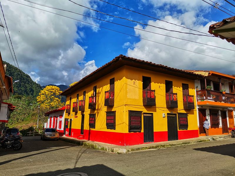 Retiro de hogar del Sisbén en Jardín, Antioquia