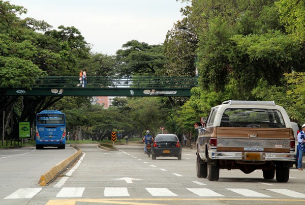 Traspaso de propiedad de un vehículo automotor en Cali