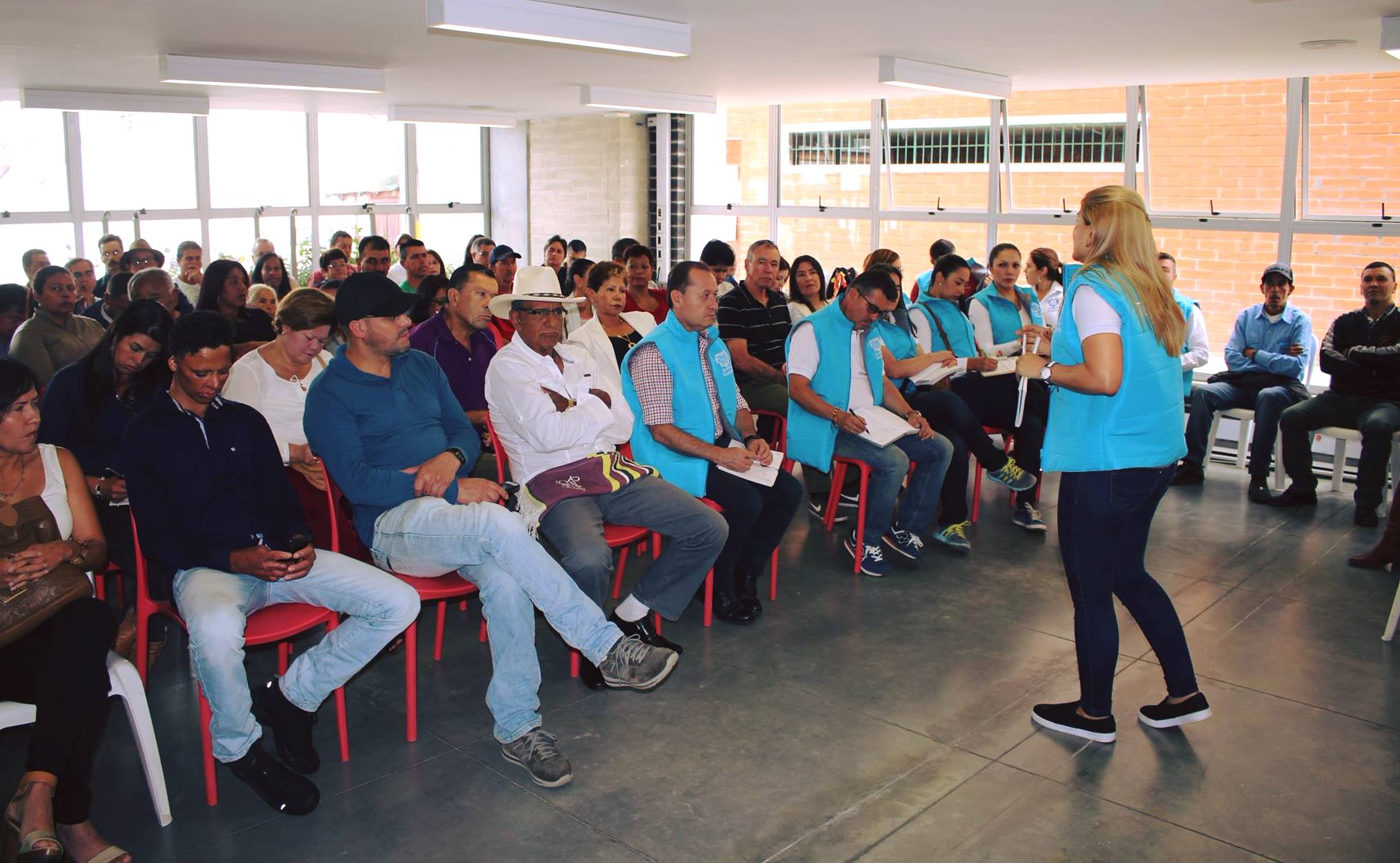 Apertura y registro de libros de organizaciones comunales en Antioquia