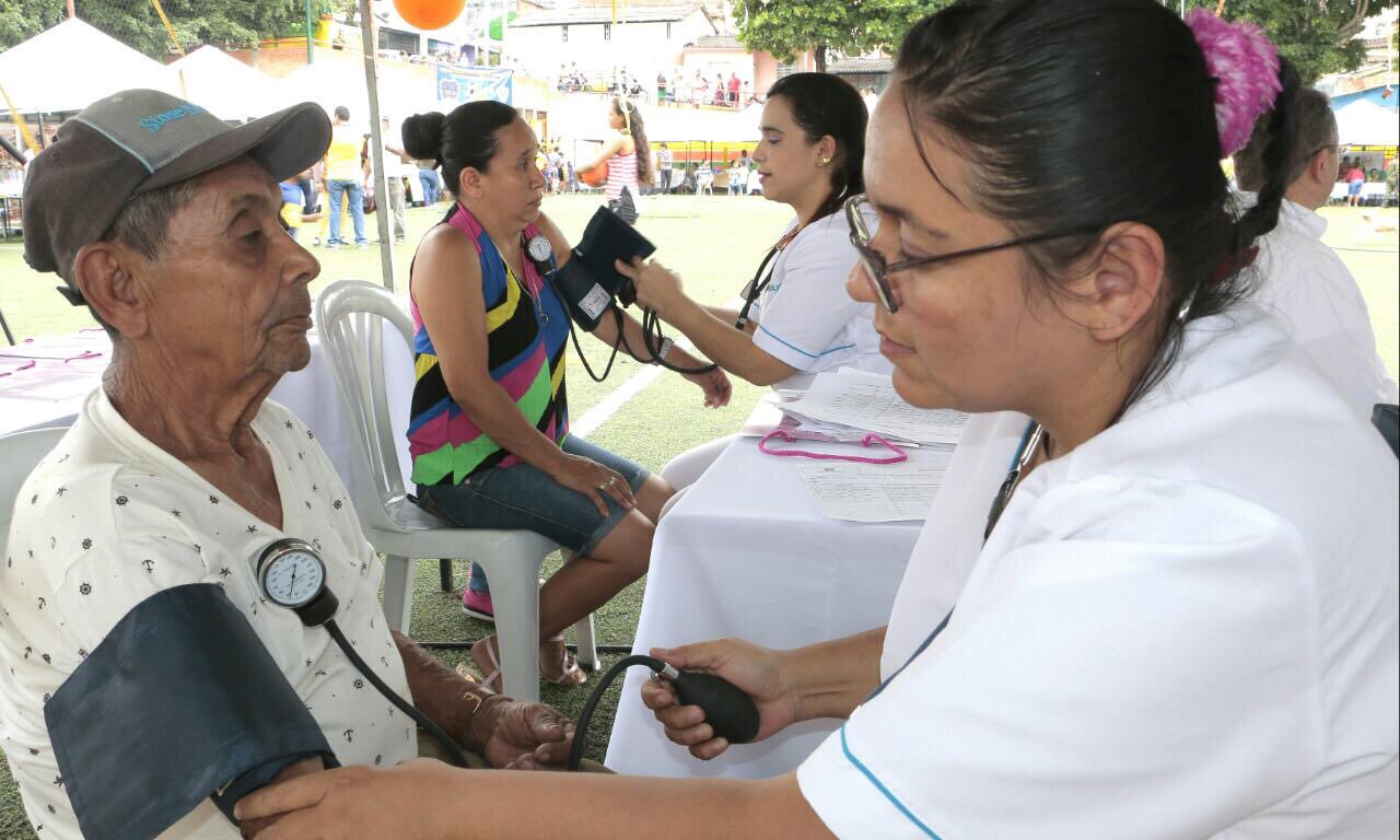 Registro títulos en salud en Santander