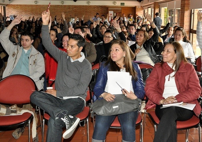 Cesantía definitiva para docentes en Bogotá
