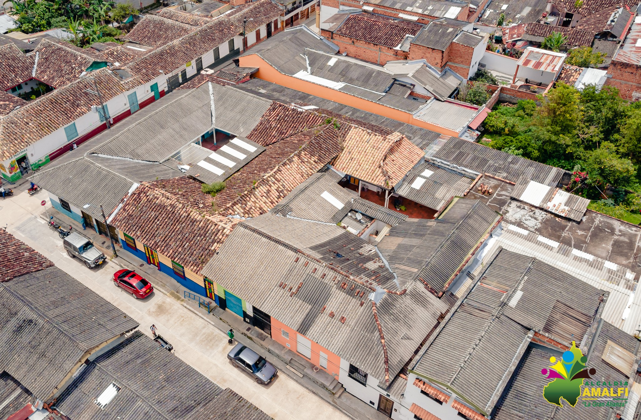 Impuestos de industria, comercio, avisos y tableros en Amalfi