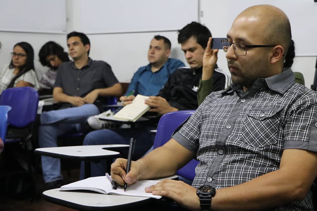 Registro asignaturas en el Colegio Mayor de Antioquia 